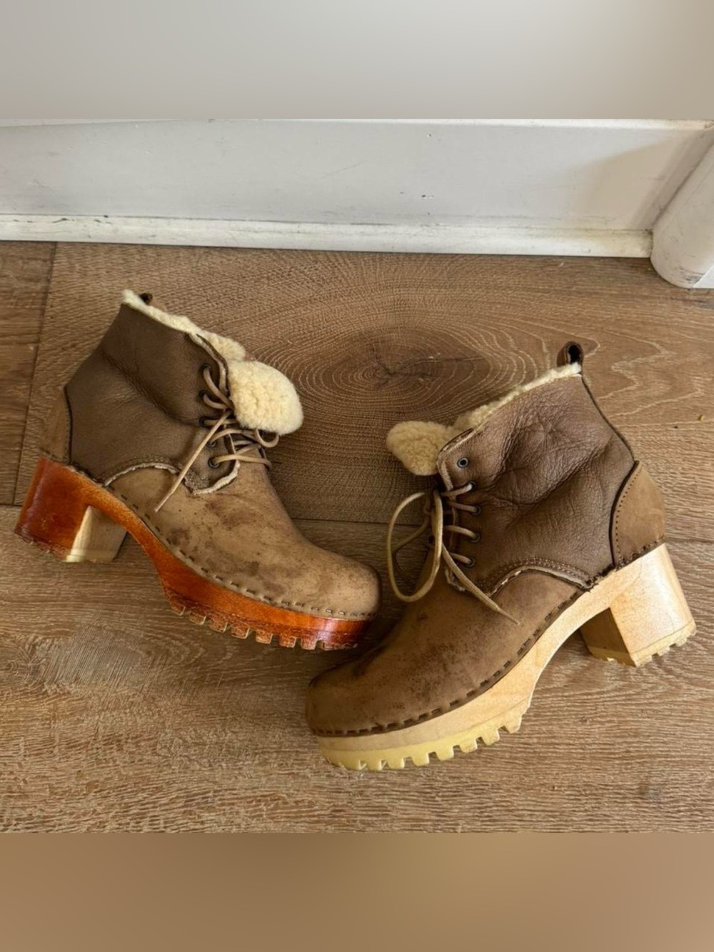 No.6 Brown Shearling-Lined Lace-Up Clog Boots